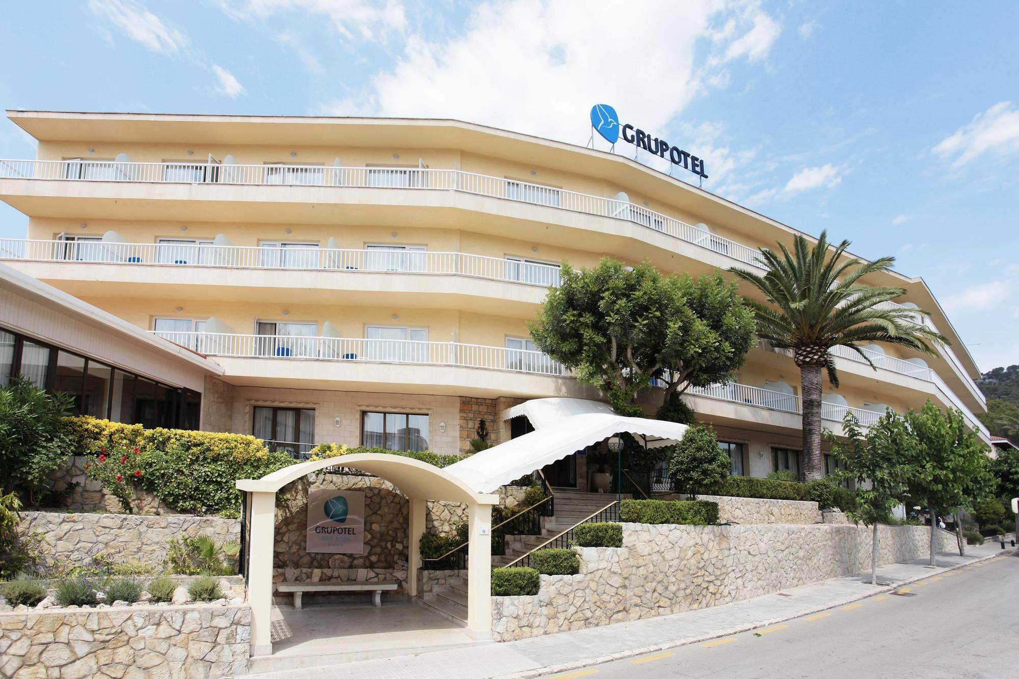 Apart-hotel Grupotel Nilo &